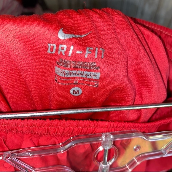 Nike Reddish Pink Tempo Shorts - Picture 4 of 4